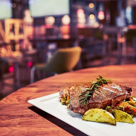 Mercure Centrum Hotel 4*