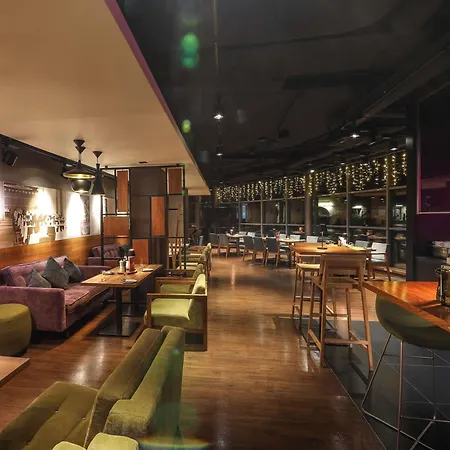 Mercure Centrum Szálloda 4*