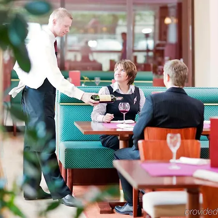 Mercure Centrum Hotel 4*