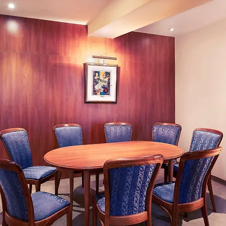 فندق Mercure Centrum 4*