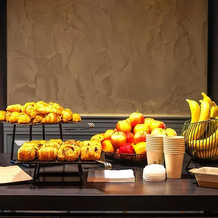 Отель Mercure Centrum 4*