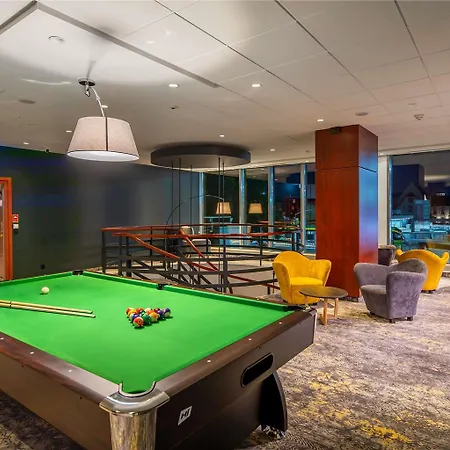 فندق Mercure Centrum 4*