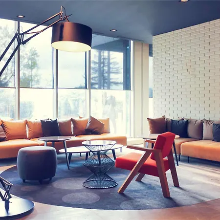 Mercure Centrum فندق بوزنان