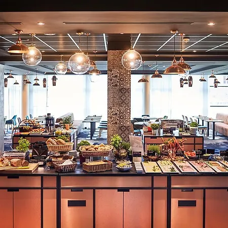 Ξενοδοχείο Mercure Centrum 4*