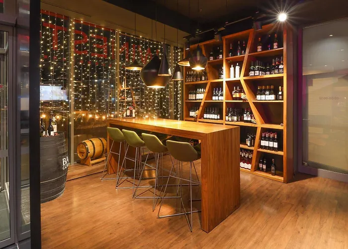 Mercure Centrum فندق 4*