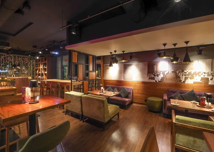 Mercure Centrum فندق 4*